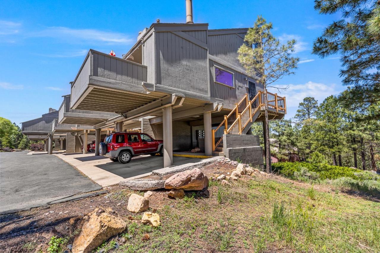 Delightful 1 Bdrm Country Club Retreat With Mt Elden Views! Villa Flagstaff Bagian luar foto